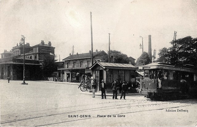 Saint denis seine saint denis la place de la gare cpa