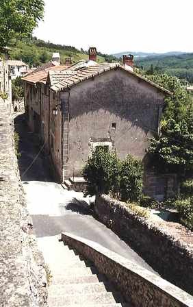 Dans le village