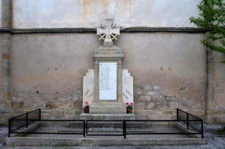 Le monument aux morts