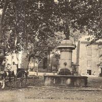 La place de l'église (cpa)