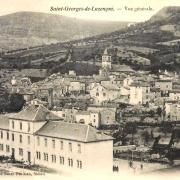 Saint-Georges-de-Luzençon (Aveyron) Vue générale 