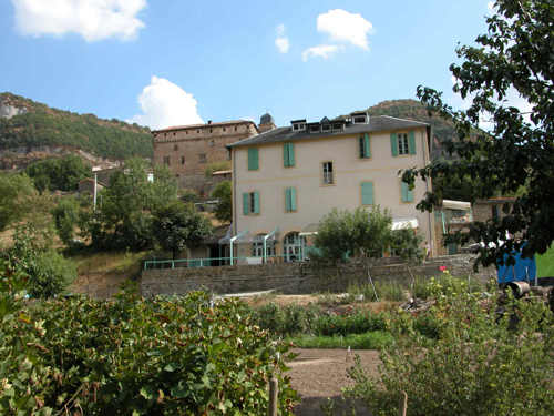 Saint-Georges-de-Luzençon (Aveyron) La Communale