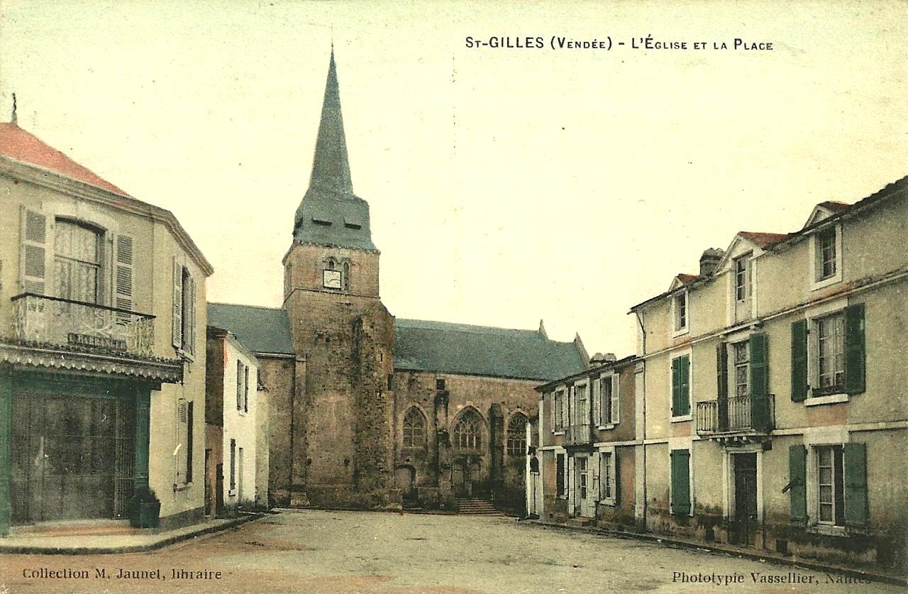 Saint-Gilles-Croix-de-Vie (Vendée) L'église Saint Gilles CPA