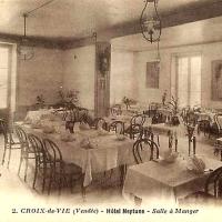 Saint-Gilles-Croix-de-Vie (Vendée) L'hôtel Neptune CPA