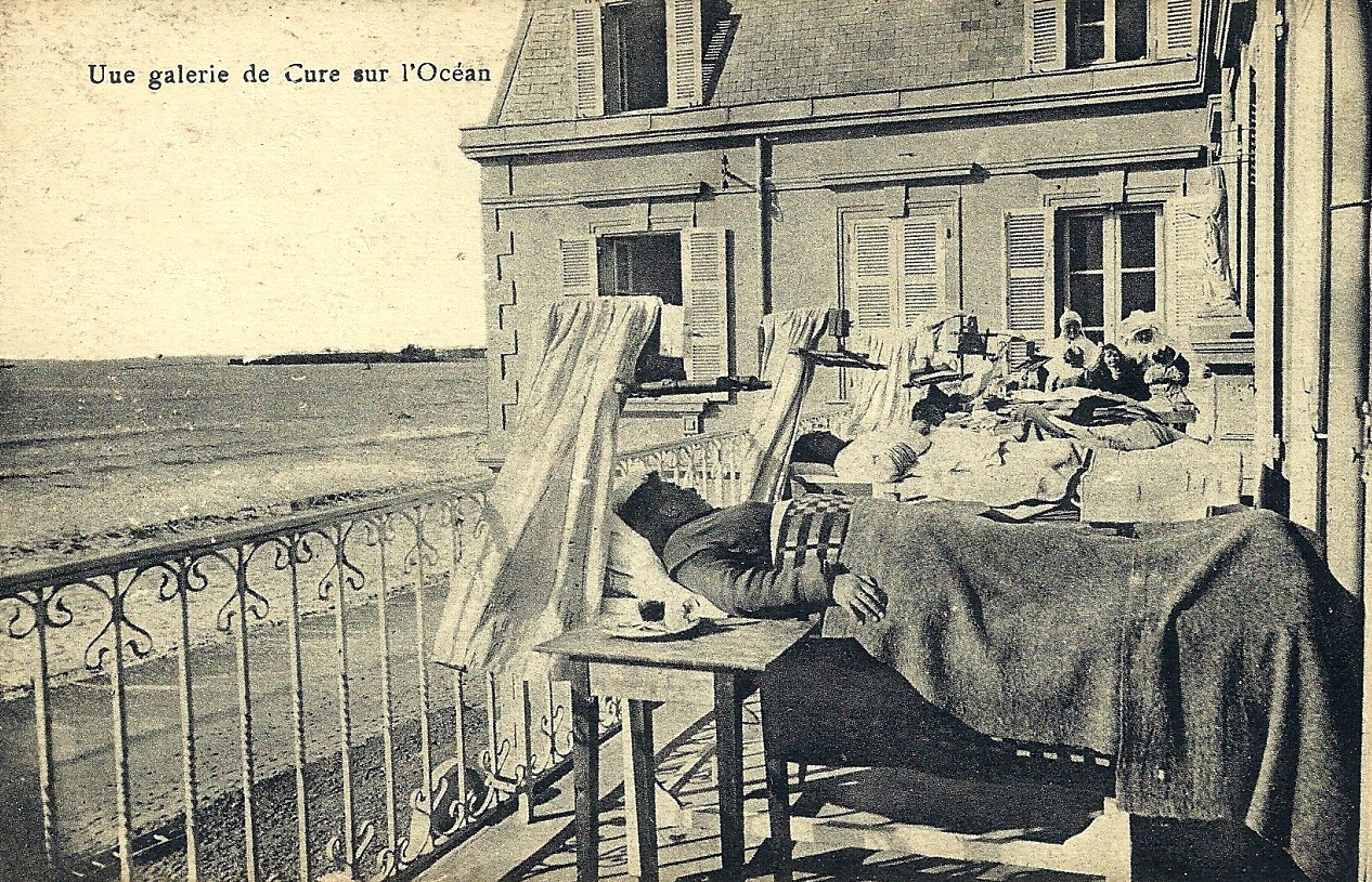 Saint-Gilles-Croix-de-Vie (Vendée) La villa Notre-Dame, les curistes CPA