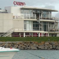 Saint-Gilles-Croix-de-Vie (Vendée) Le Casino en 2008