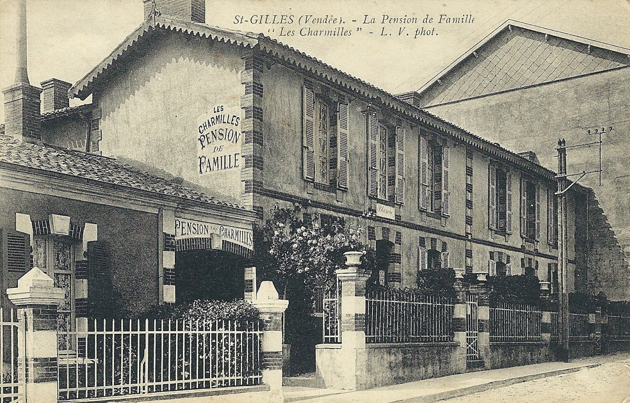 Saint-Gilles-Croix-de-Vie (Vendée) La pension de famille, Les Charmilles CPA