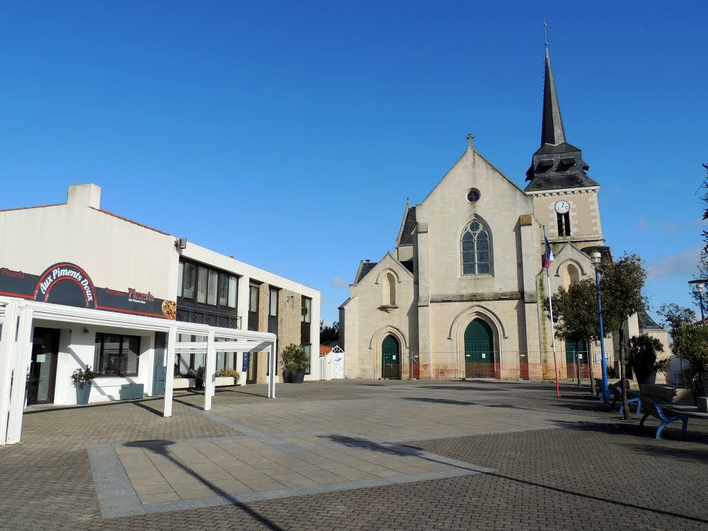 Saint-Hilaire-de-Riez (Vendée) La place de la mairie