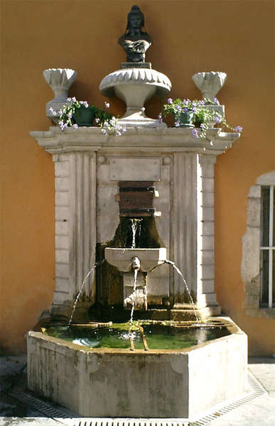 Une fontaine