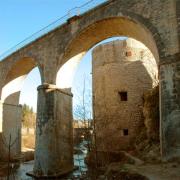 Saint-Hippolyte-du-Fort (Gard) La tour St Jean et le viaduc