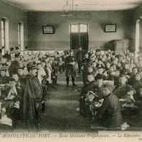 L'école militaire, réfectoire (cpa)