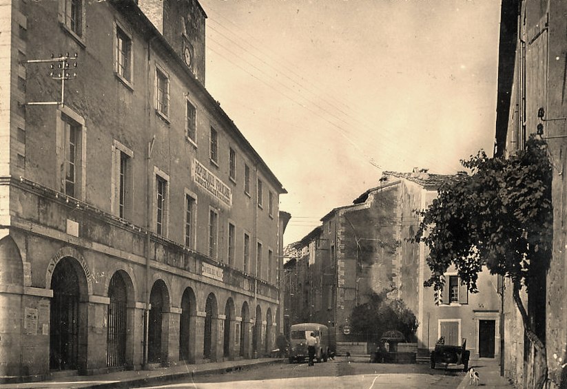 Saint-Hippolyte-du-Fort (Gard) CPA L'Hôtel de Ville