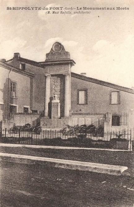Le monument aux morts (cpa)
