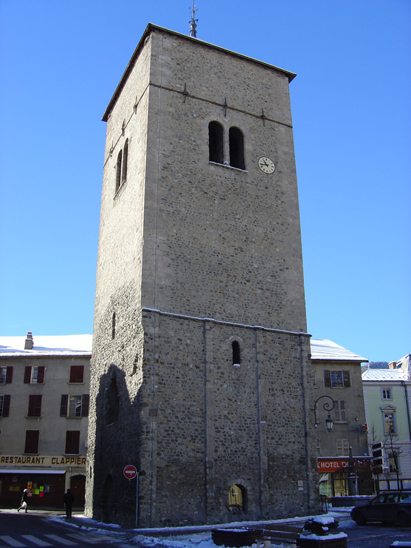 Saint-Jean-de-Maurienne (Savoie) L'ancien clocher de l'église