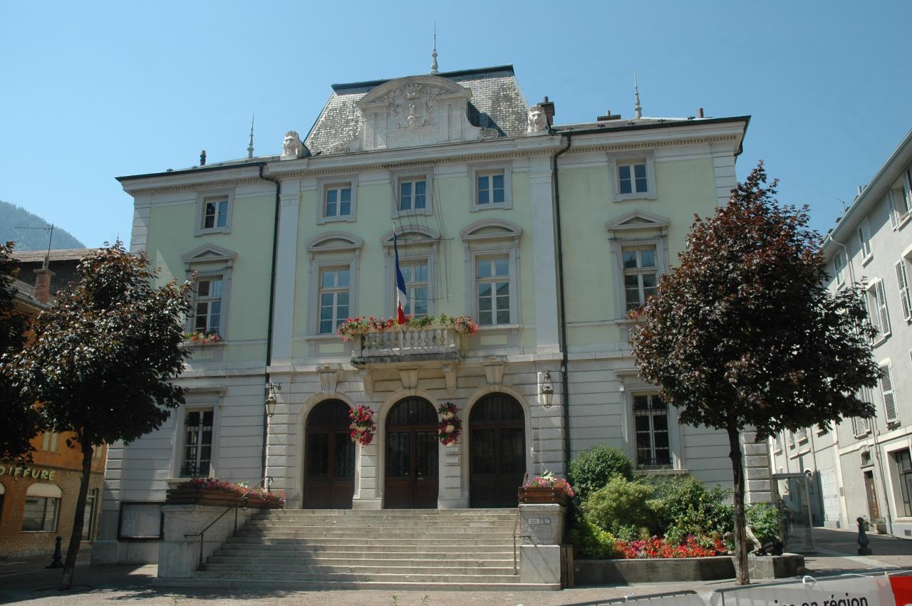 Saint-Jean-de-Maurienne (Savoie) L'Hôtel de Ville