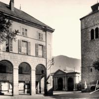 La cathédrale, la tour et les arcades CPA
