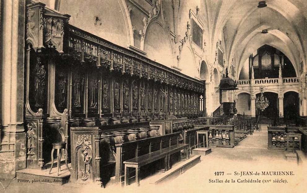 Saint-Jean-de-Maurienne (Savoie) La cathédrale, les stalles CPA