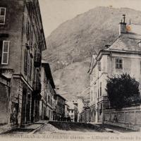 Lhôpital et la Grand' rue CPA