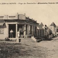 Saint-Jean-de-Monts (Vendée) L'épicerie de la Plage CPA