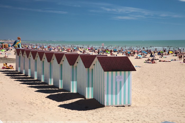 Saint-Jean-de-Monts (Vendée) La plage et les cabines