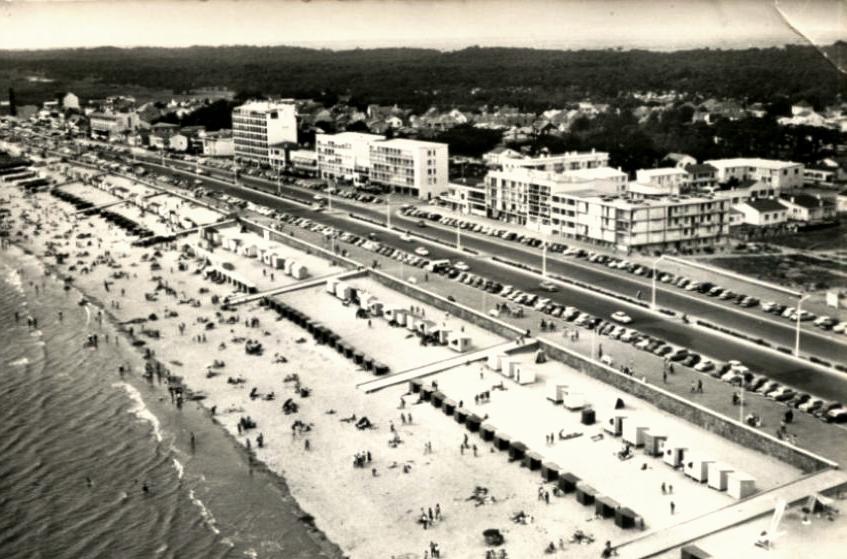 Saint-Jean-de-Monts (Vendée) Vue générale CPA