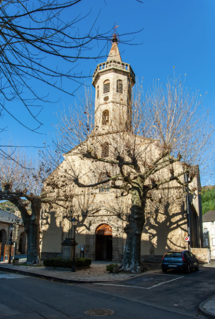 L' église Saint Jean Baptiste