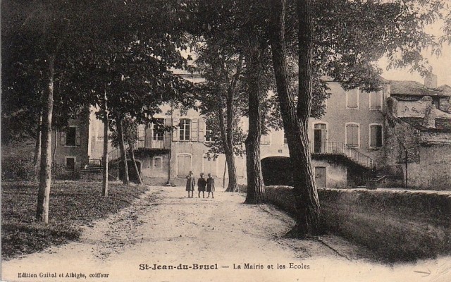 La mairie et les écoles (cpa)