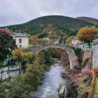 Le Pont Vieux roman sur la Dourbie