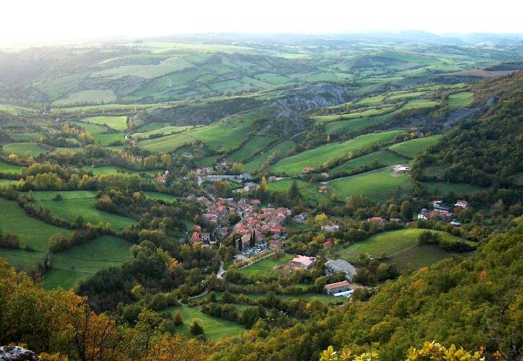 Saint-Paul-des-Fonts, vue aérienne