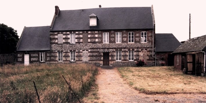 Saint martin aux buneaux seine maritime mairie ancien presbytere 