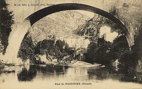 Saint-Maurice-Navacelles (Hérault) Le pont romain CPA