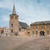 Saint python 59 l eglise et la mairie vers 1972