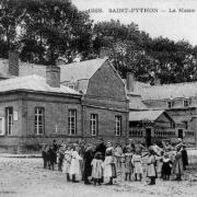 Saint python 59 la mairie ancienne et l ecole cpa