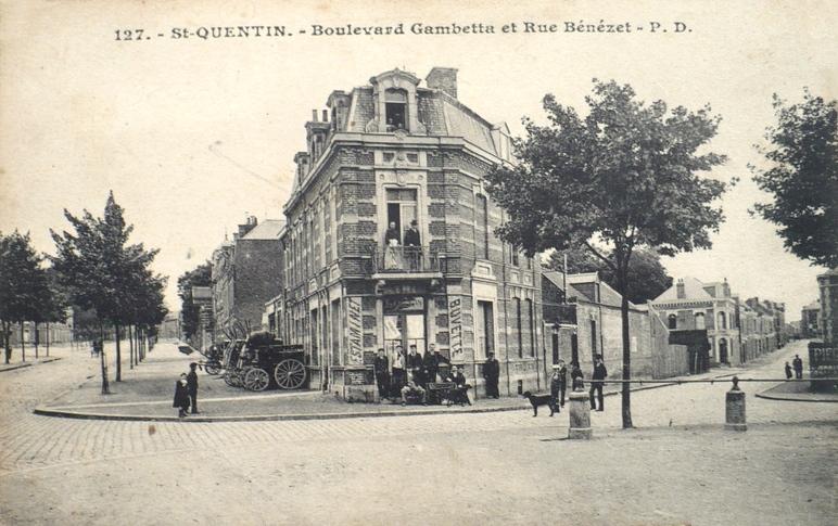 Saint-Quentin (Aisne) CPA le bld Gambetta