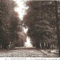 Saint-Quentin (Aisne) CPA les Champs Elysées