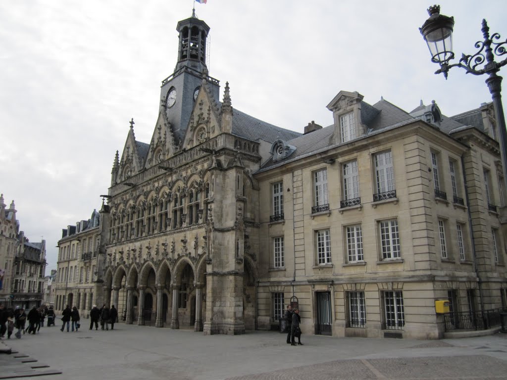Saint-Quentin (Aisne) l'Hôtel de ville