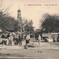 Saint-Quentin (Aisne) CPA le marché place Babeuf