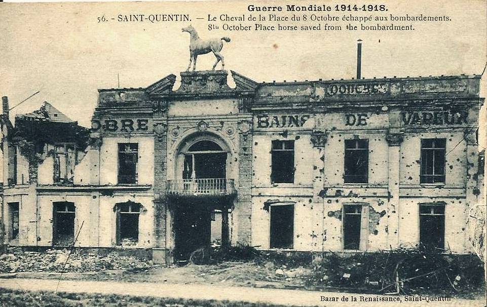 Saint-Quentin (Aisne) CPA 1914, la place du 8 octobre