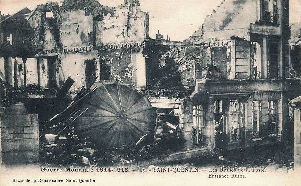 Saint-Quentin (Aisne) CPA 1914, le bureau de Poste