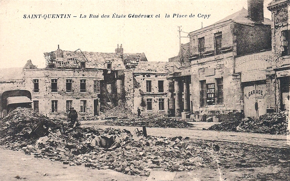 Saint-Quentin (Aisne) CPA la rue des états généraux