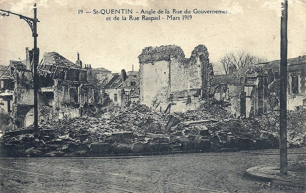Saint-Quentin (Aisne) CPA 1914, la rue du gouvernement