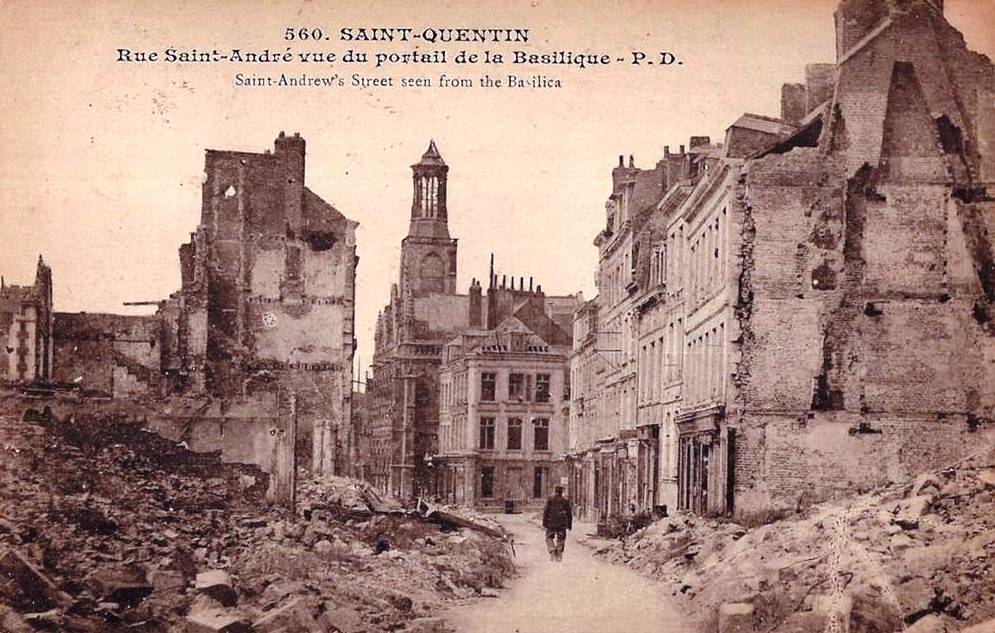 Saint-Quentin (Aisne) CPA 1914, la rue Saint André
