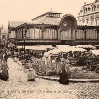 Saint-Quentin (Aisne) CPA le marché couvert