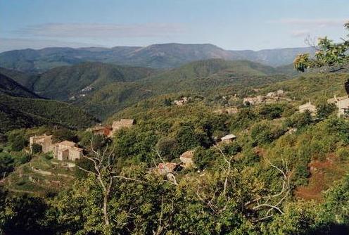 Saint-Roman-de-Codières (Gard) Vue du hameau de Savel