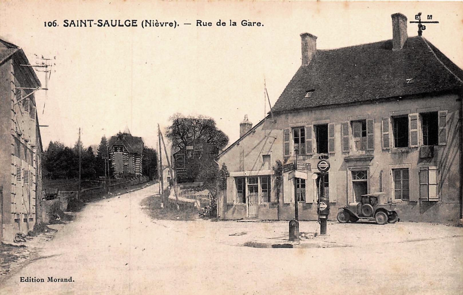 Saint-Saulge (Nièvre) La rue de la Gare CPA