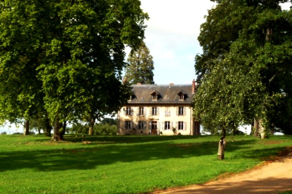 Saint-Saulge (Nièvre) Le domaine de Savigny