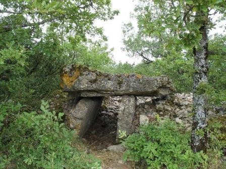 Le dolmen de Rafènes