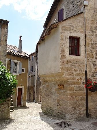 La rue Marin de Vernières