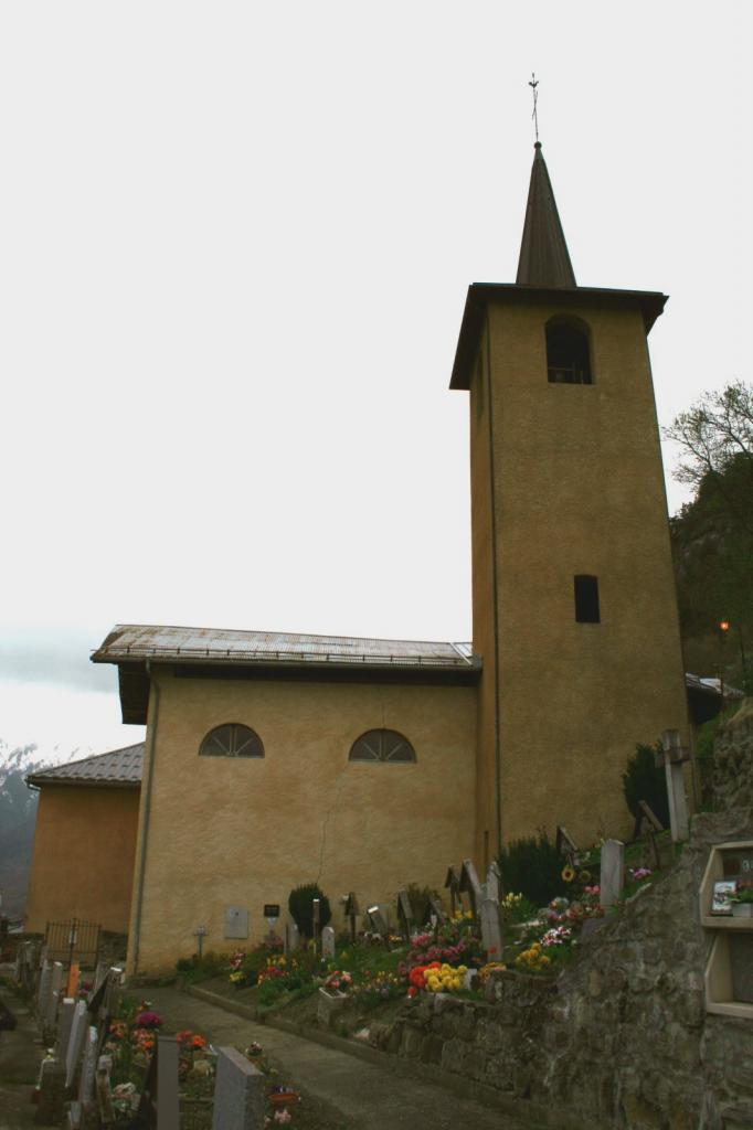 Salins-Fontaine (Savoie) Fontaine-le-Puits, l'église ND de Pitié et Saint-Roch