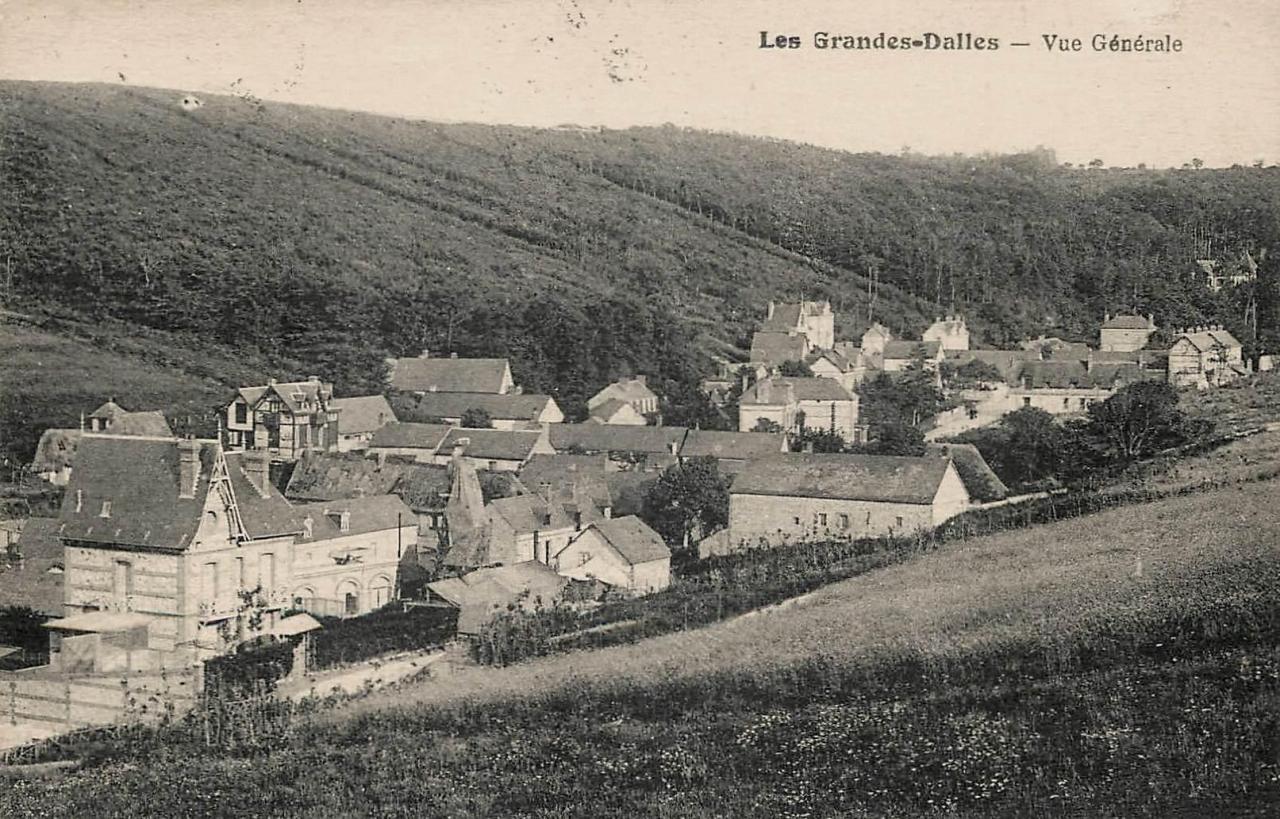 Les Grandes-Dalles, vue générale CPA